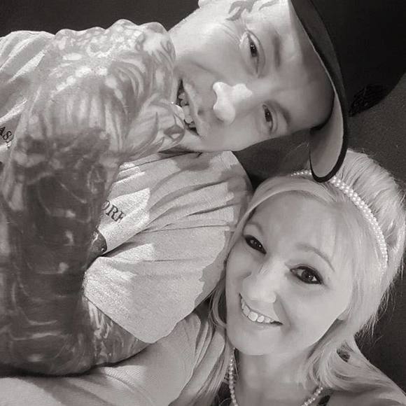 Meet your Posher, Joshua - Picture 1 of 1